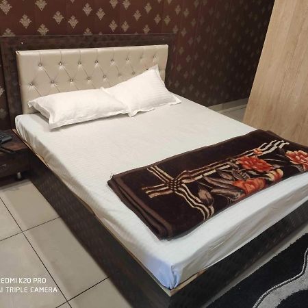 Hotel 7 Deep ルディヤーナー エクステリア 写真