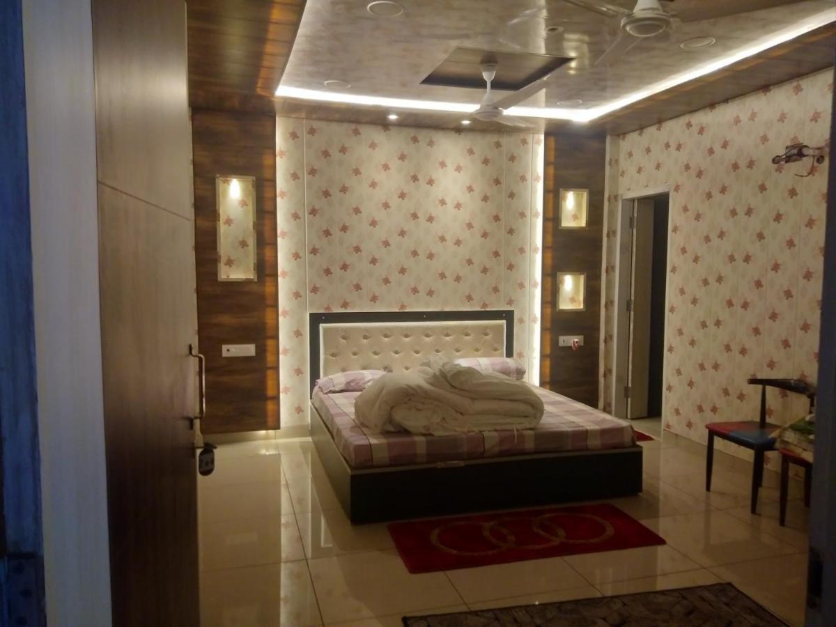 Hotel 7 Deep ルディヤーナー エクステリア 写真